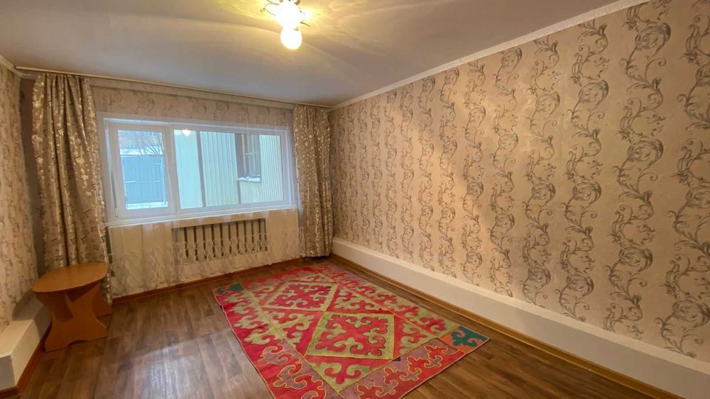 Продам 2-комн квартиру в здании бывшего сада, р-н 3 горбольницы