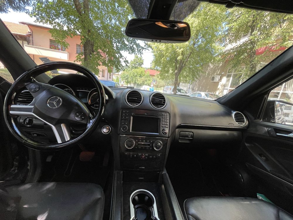 Mercedes-Benz GL 350 BlueTEC  - 2012