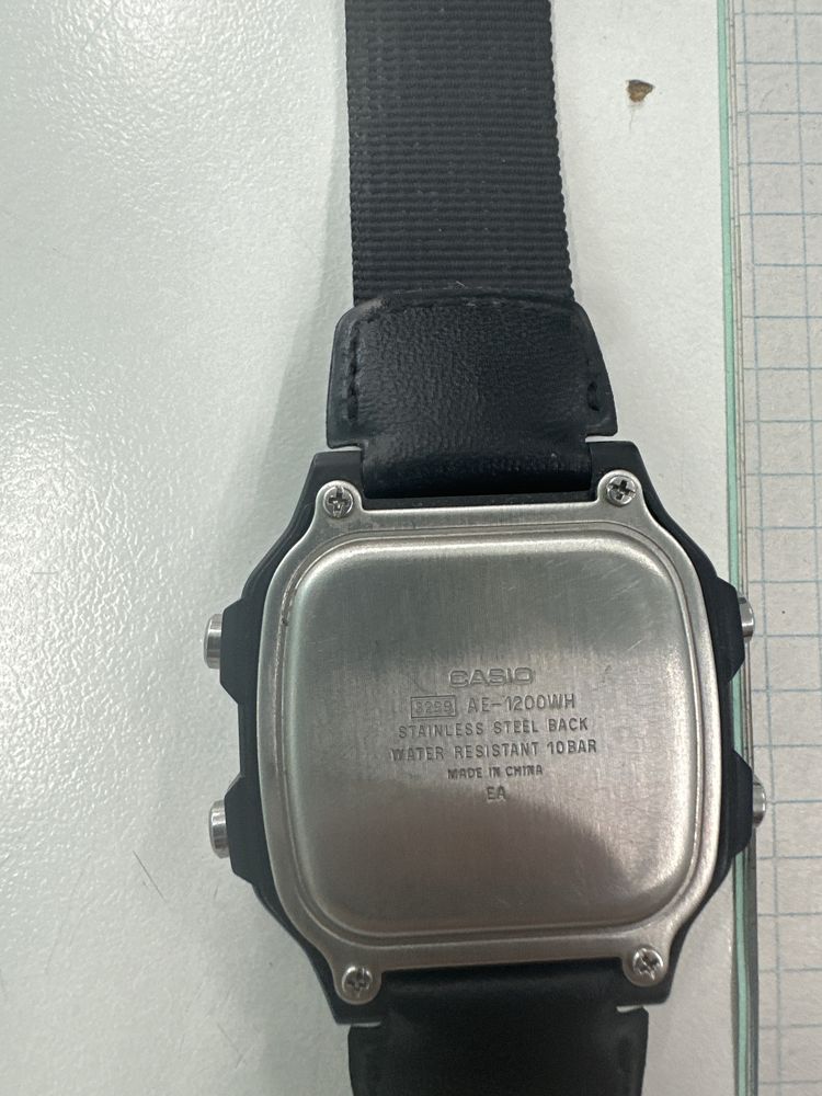 Продам часы casio срочно