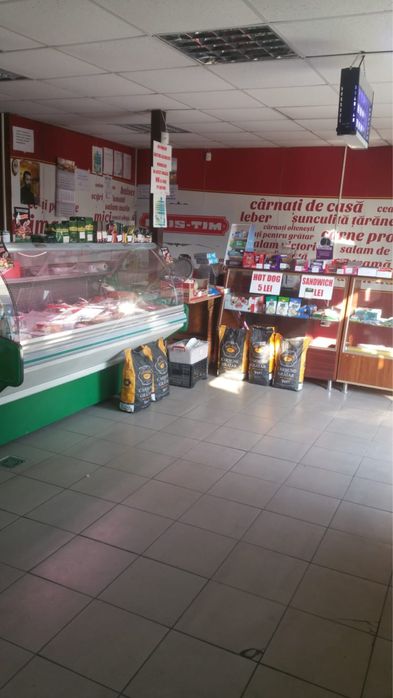 Inchiriez spatiu comercial