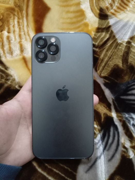Smartfon Iphone 12 pro