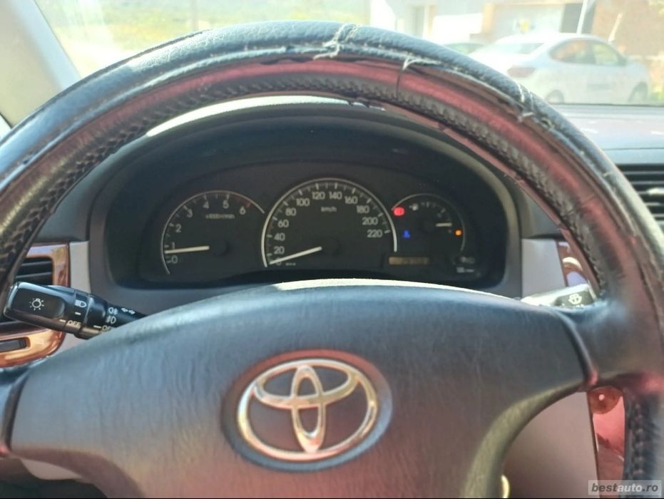 Vand Toyota avensis Verso