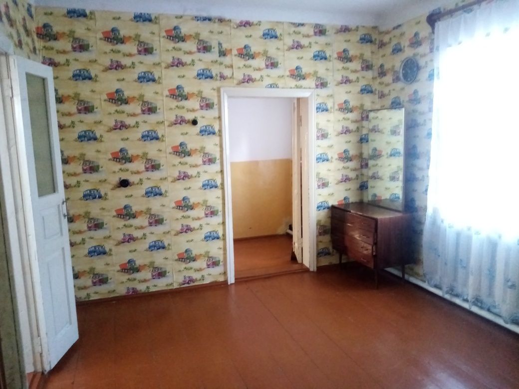 Сдам дом в районе КОЛХОЗНОГО РЫНКА по улице ГАРНИЗОННАЯ дом 80 кв.метр