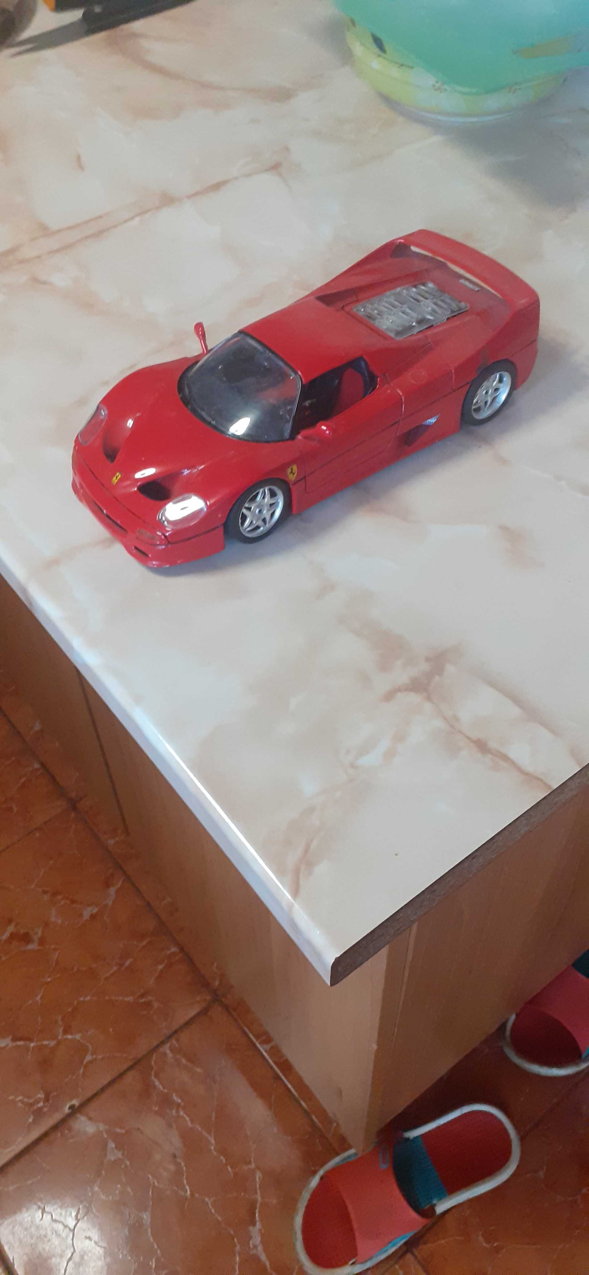 Masinuta  macheta  Ferrari Bburago  F50   scara   1/18