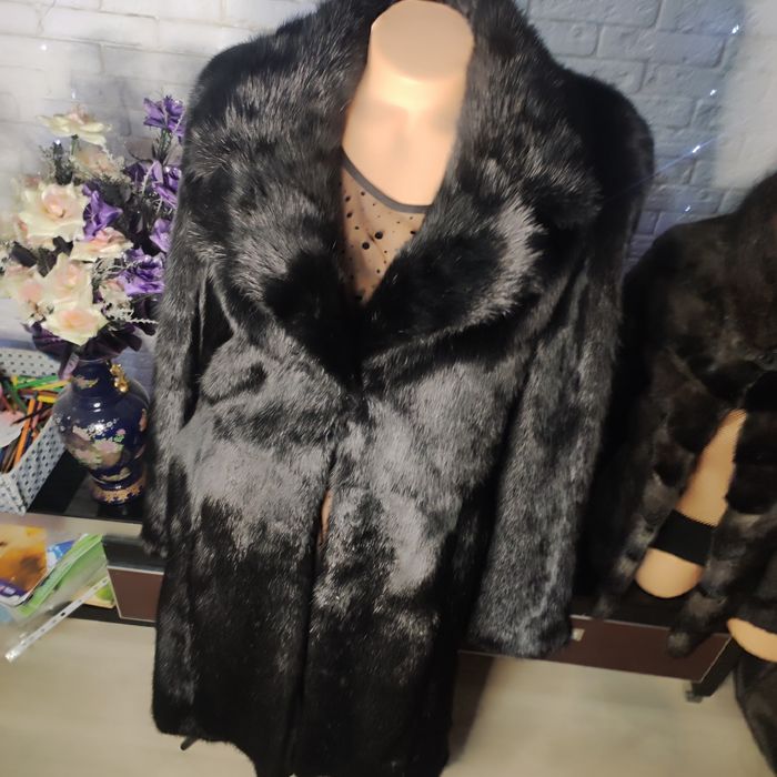 Шубка лёгкая теплая