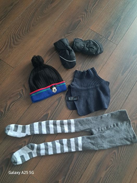 Manusi,caciula si fular hm mar.86/92