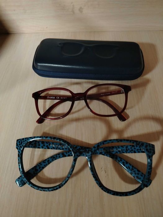 Отдам бесплатно оправы очков