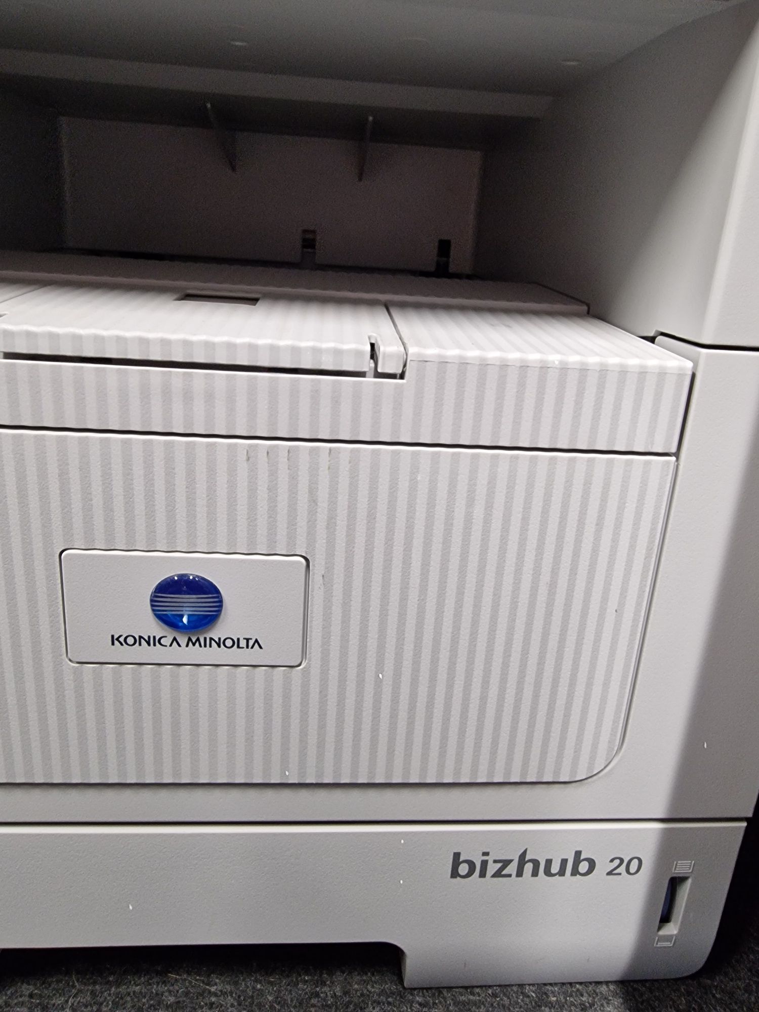 Konika Minolta bizhub 20 многофункционална устройство принтер