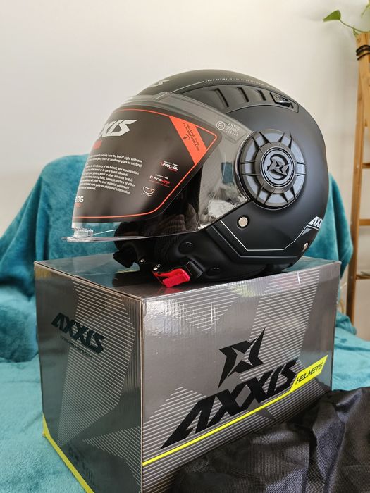 Casca motor/scooter noua