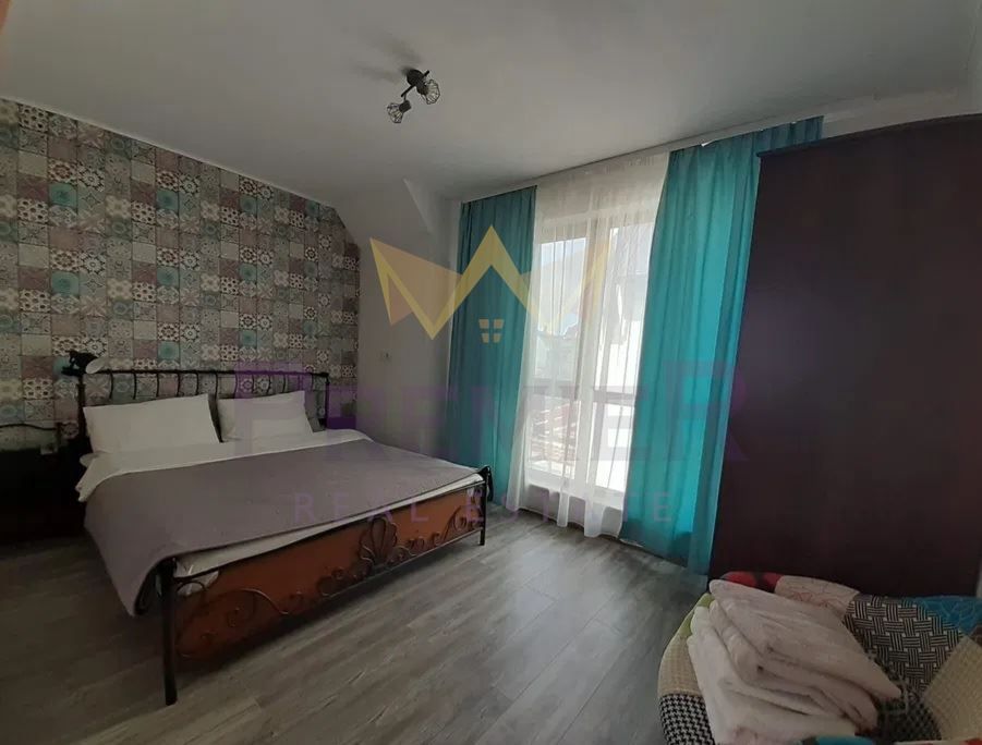 Дава се под наем Двустаен апартамент в Варна, Колхозен пазар - 45 кв.м за 510 € - Снимка #4