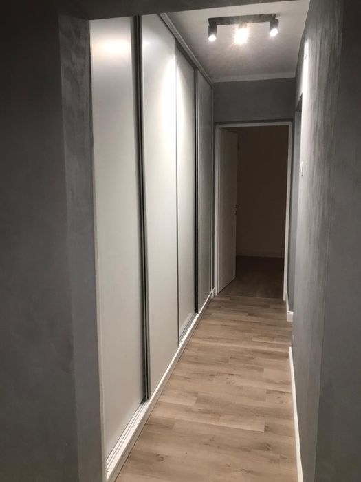 Închiriez apartament cu 3 camere in regim hotelier