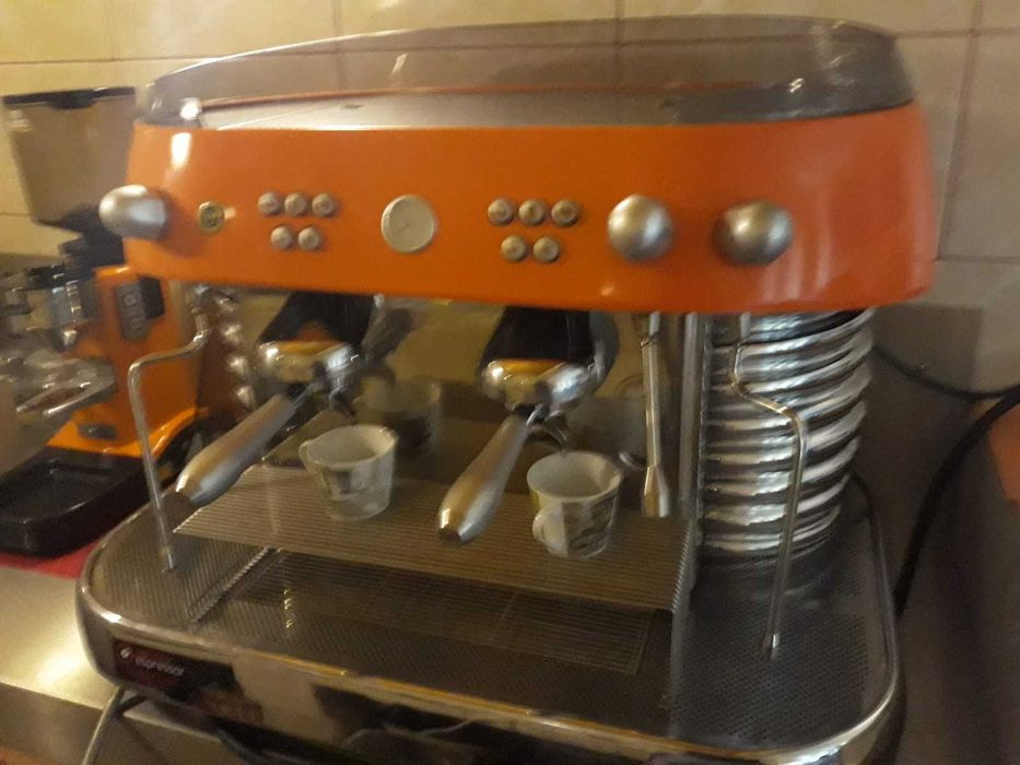 Vand Expresor profesional pentru cafenea