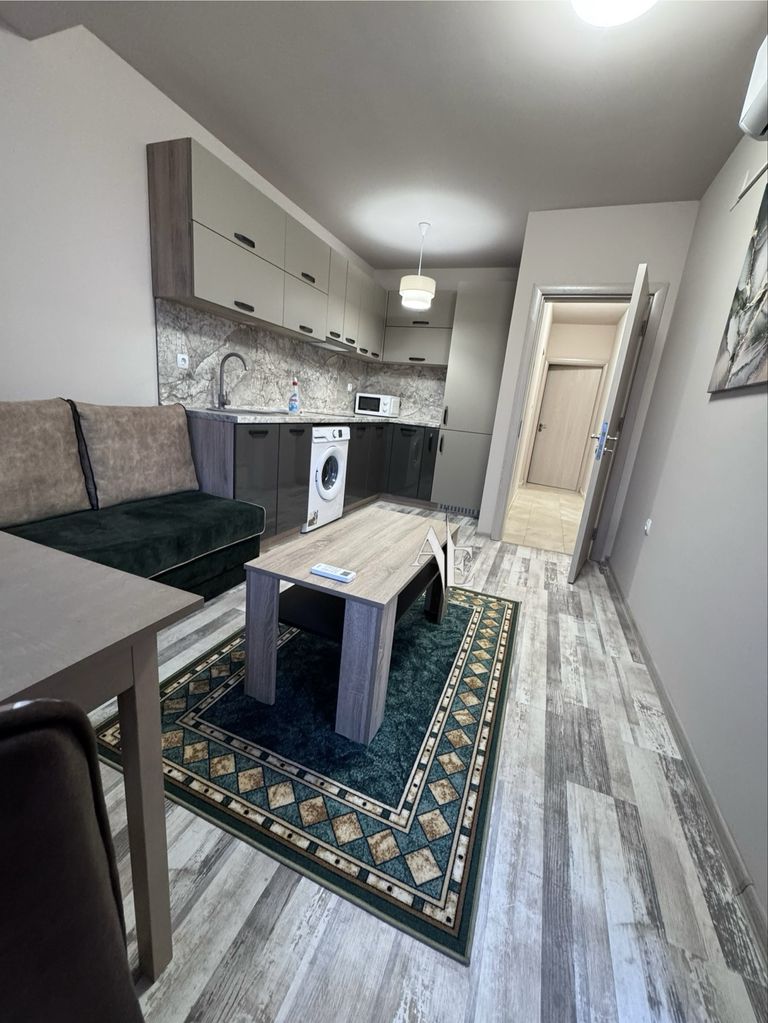 Продава се Тристаен апартамент в Плевен, Дружба 1 - 93 кв.м за 1592 €/кв.м - Снимка #16