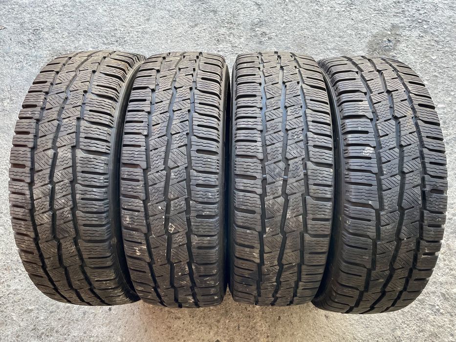 4 броя Зимни Гуми 205/65/16C MICHELIN Agilis 107/105Т ДОТ: 0121