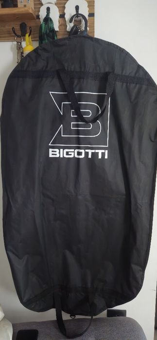 Costum eveniment si pantofi