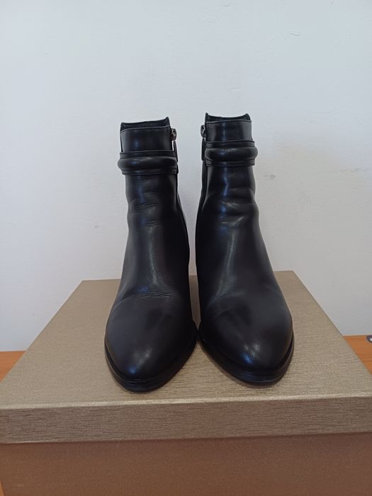 Botine de piele marimea 39