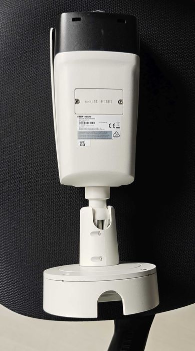 Би-спектърна термална и оптична IP камера Hikvision DS-2TD2637-10/PI