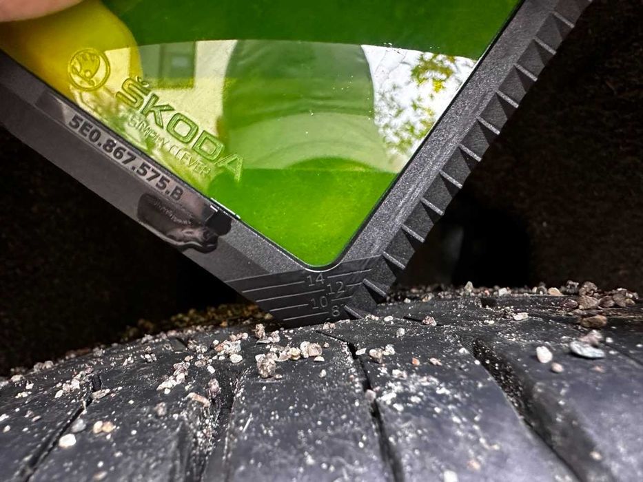 Anvelope auto vara Continental 225 55 R17 Y