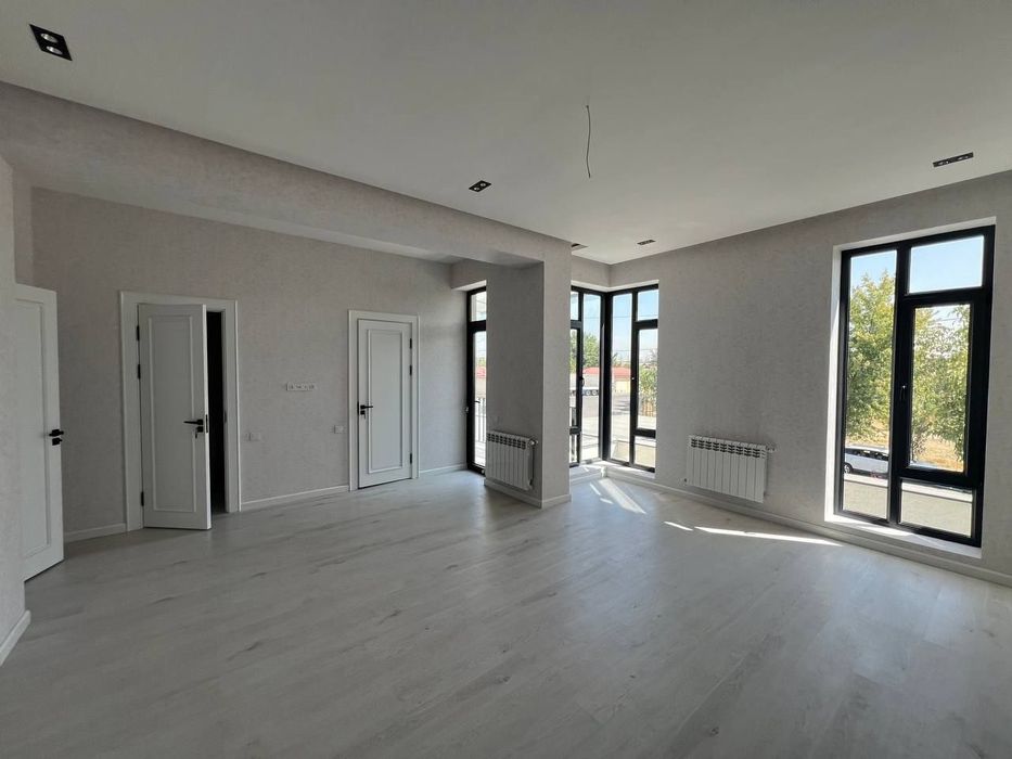 срочно продается новый Евродом циалковиский 2-соток 3-уровень 6-комн