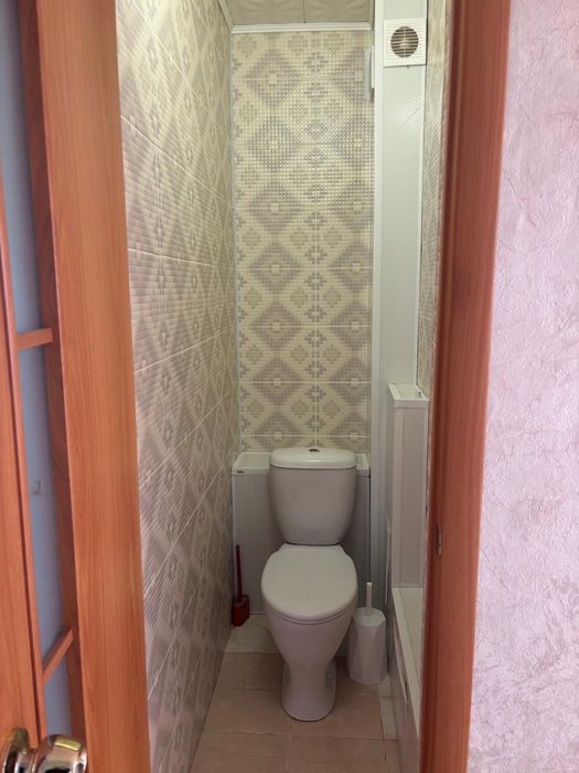 Продам 2 комн нов план ,20 мкр