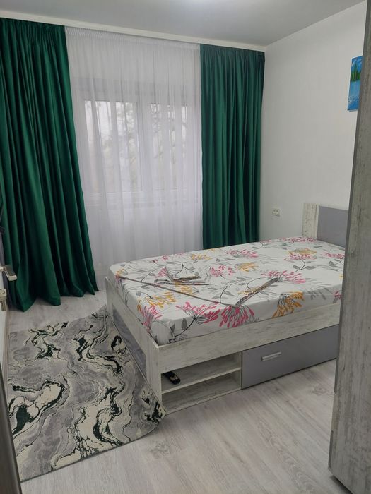 Închiriez apartament TOMIS 3, 3 camere decomandat ADAMCLISI