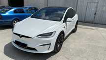 Tesla Model X PLAID