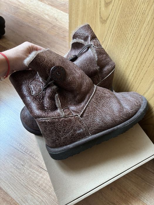 Ботуши UGG, номер 38