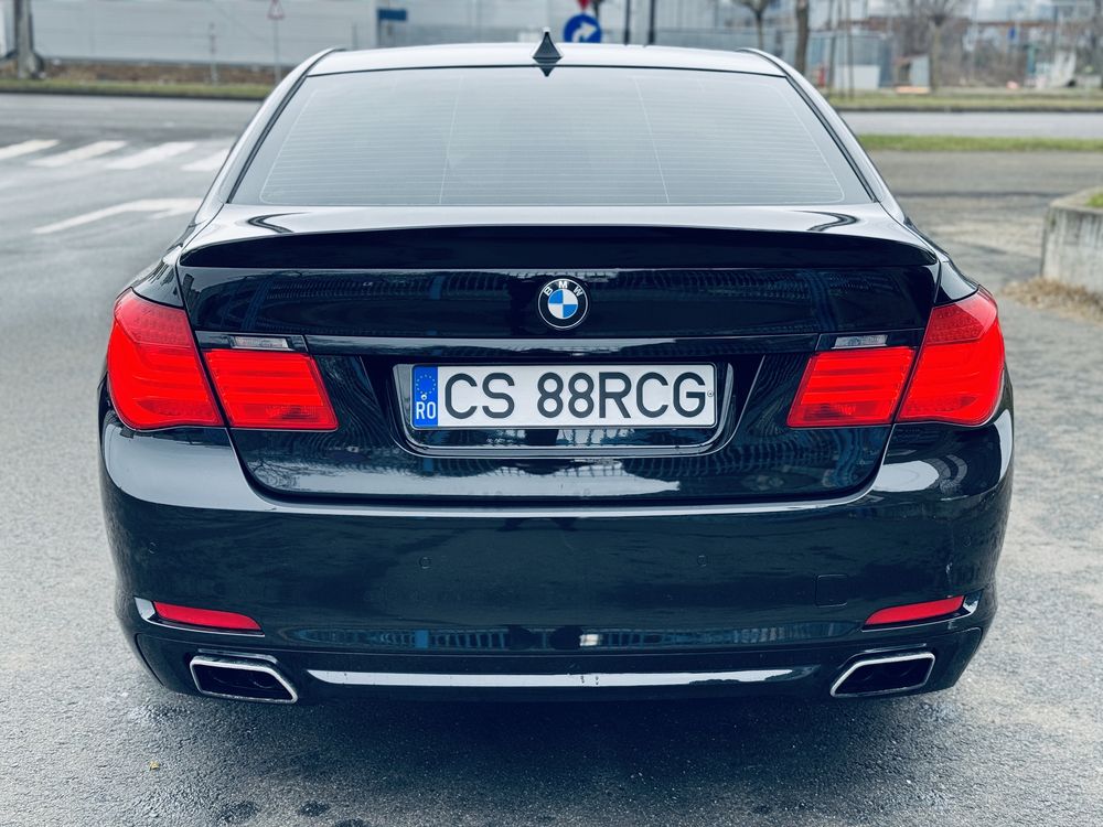 BMW Seria 7 F01 730