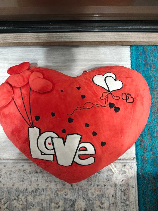 Plusuri diferite modele