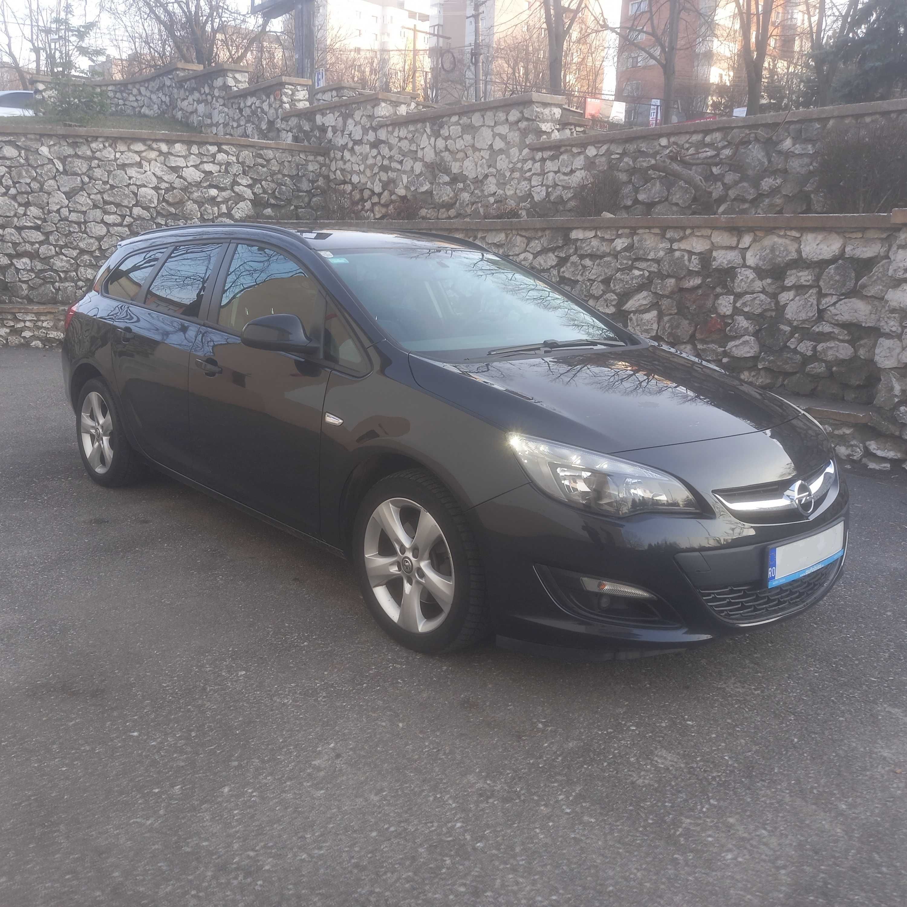 Opel Astra J // 1.7 CDTI diesel // 2014