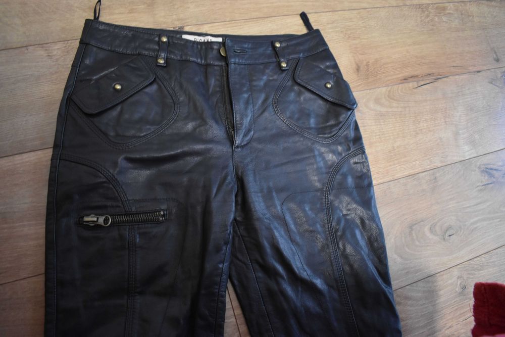 Pantaloni dama din piele naturala marca Ricano