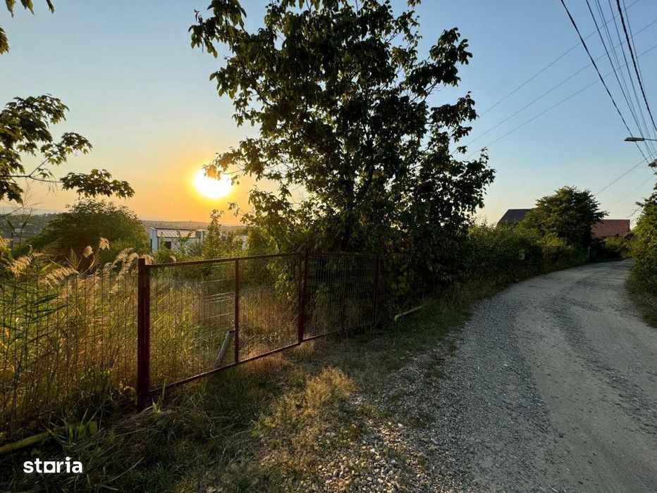 Vanzare Teren Intravilan Barnova 1027 mp Casa Parter+2 Etaje