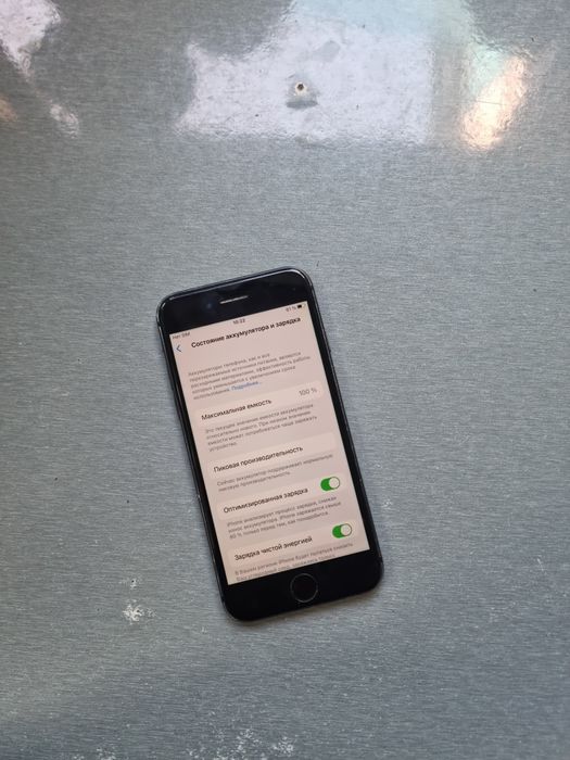 iPhone 8 (Black 64GB) Sotiladi. iCloud Tozza Imei Bor Xolati O'rtacha.