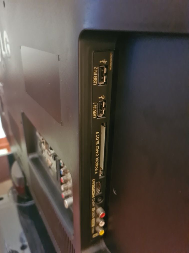 Телевизор LG 42 инча