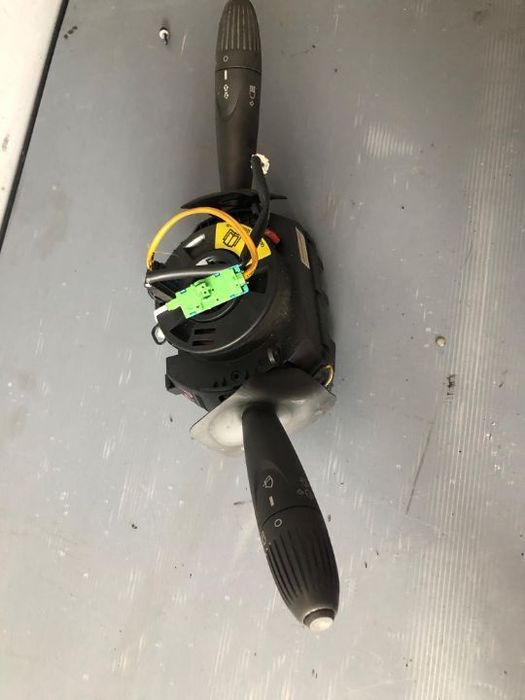 Bloc lumini cu comutator maneta semnalizare fiat punto 2005