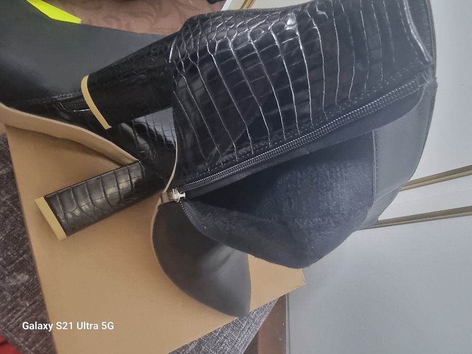 Срочна сотилади пол сапожка янги кийилмаган 42 размер