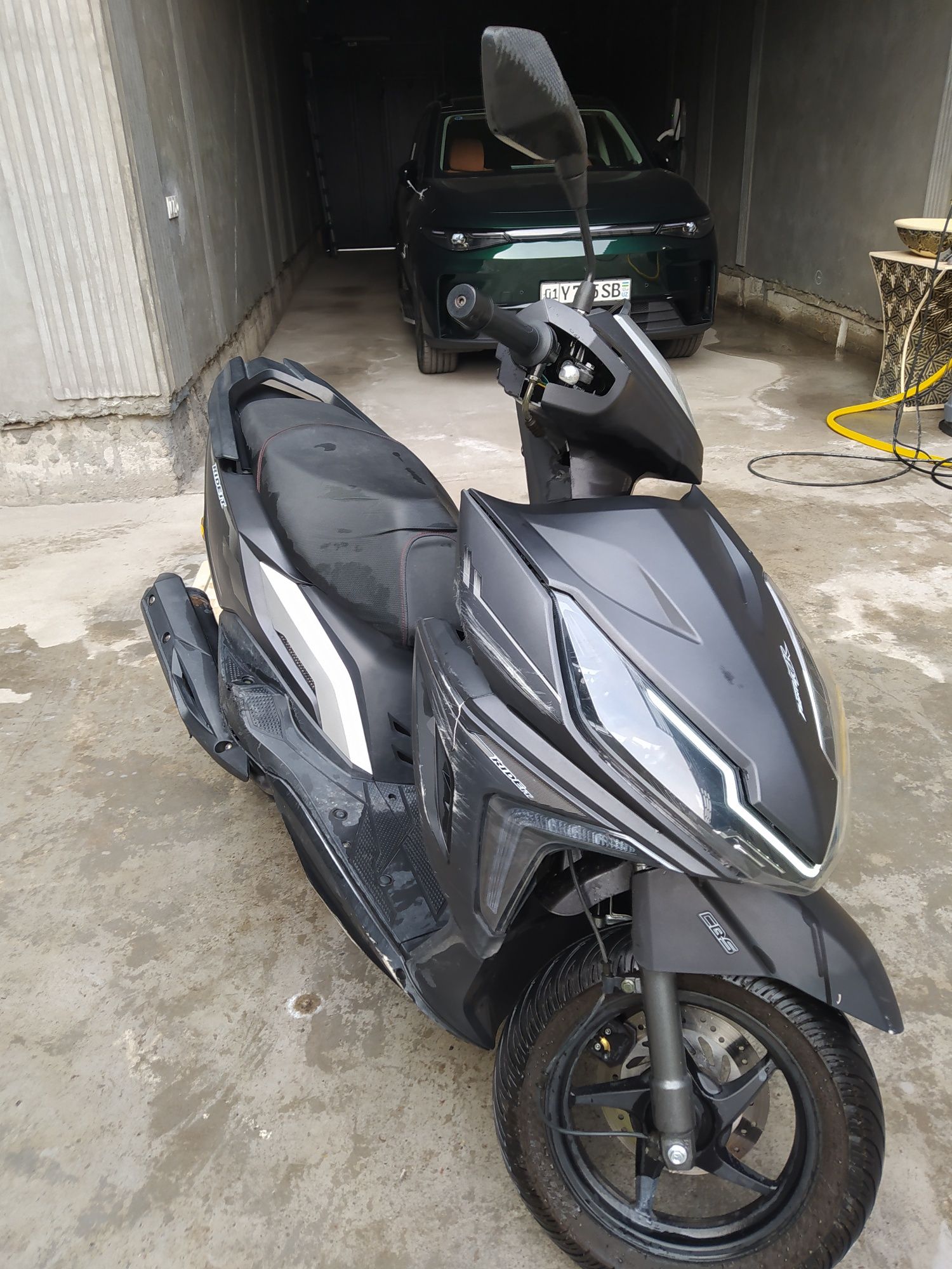 Skuter 150cc italia click