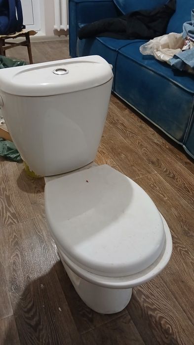 Унитаз комплект продается