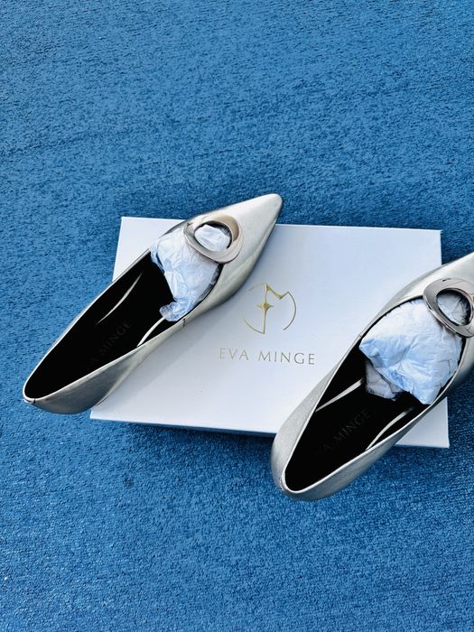 Дамски равни обувки Eva Minge нови