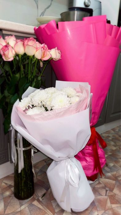 Продаю свежие розы и хризонтемы