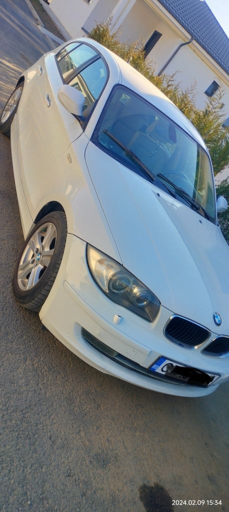 BMW Seria 1 160i 2011