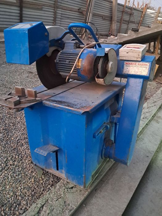 Церкулярний пила, метала рез