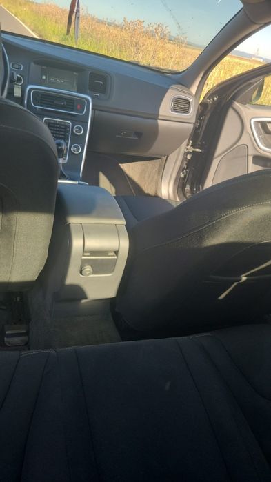 Volvo S60 ,2014 ,5 cilindri ,190 CP