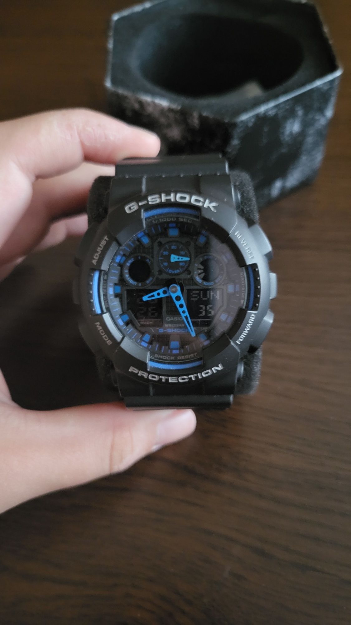 Чисто нов ЧАСОВНИК CASIO G-SHOCK GA-100-1A2ER (син цвят)