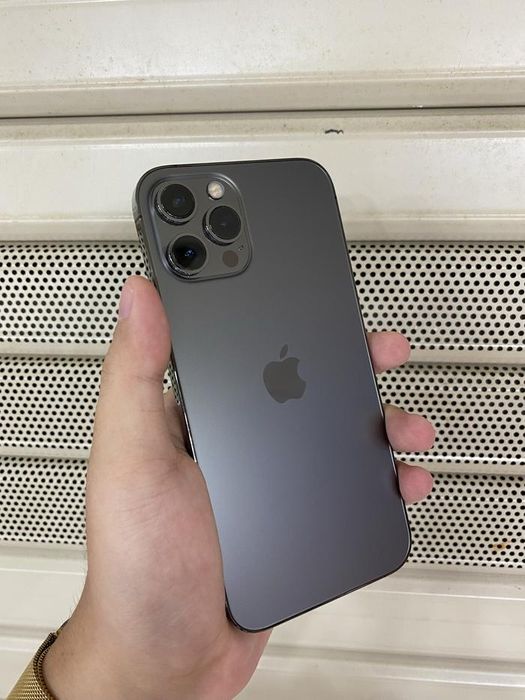 Iphone 12. Pro Max ireprosabil !