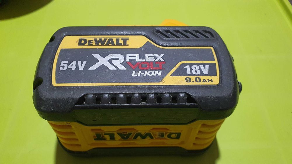 батерия DeWalt FlexVolt 9Ah