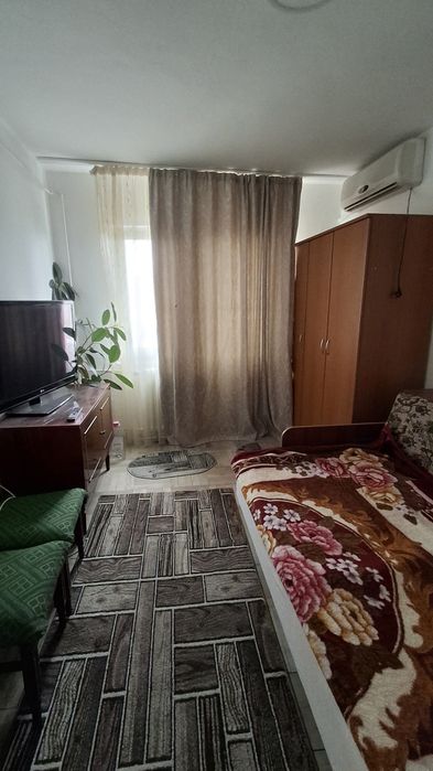 Apartament de vanzare 2 camere semidecomandat