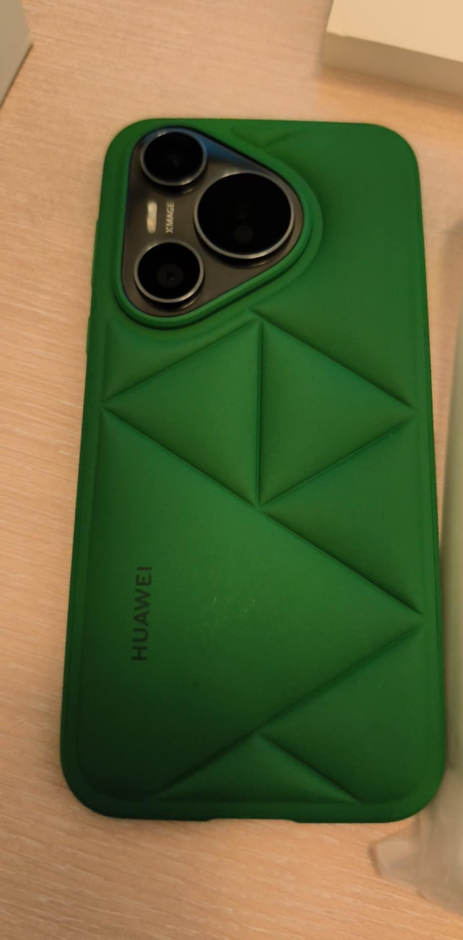 Huawei pura70 телефон