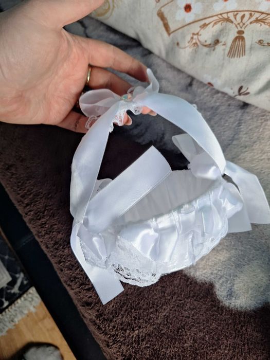 Vand 2 cosulete pentru concarde nunta/botez