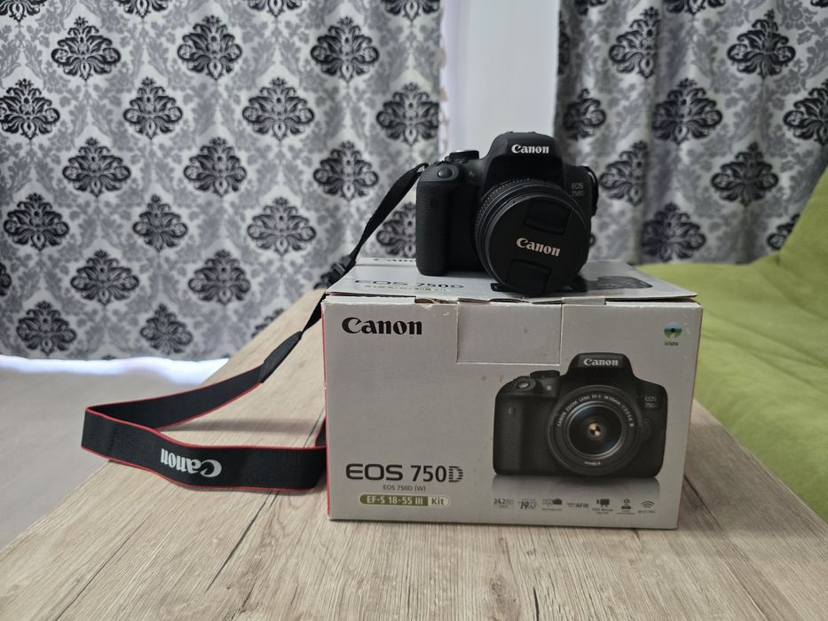 Canon EOS 750D KIT
